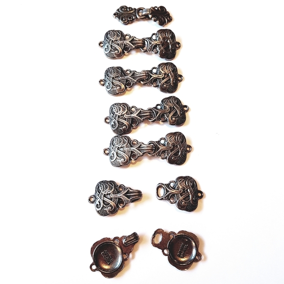 Vintage Tinn-Per Norway Hook Clasp Set